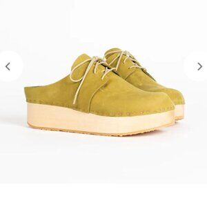 Bryr Zoe Clogs in Fennel Nubuck Sz 8/38: NWOT